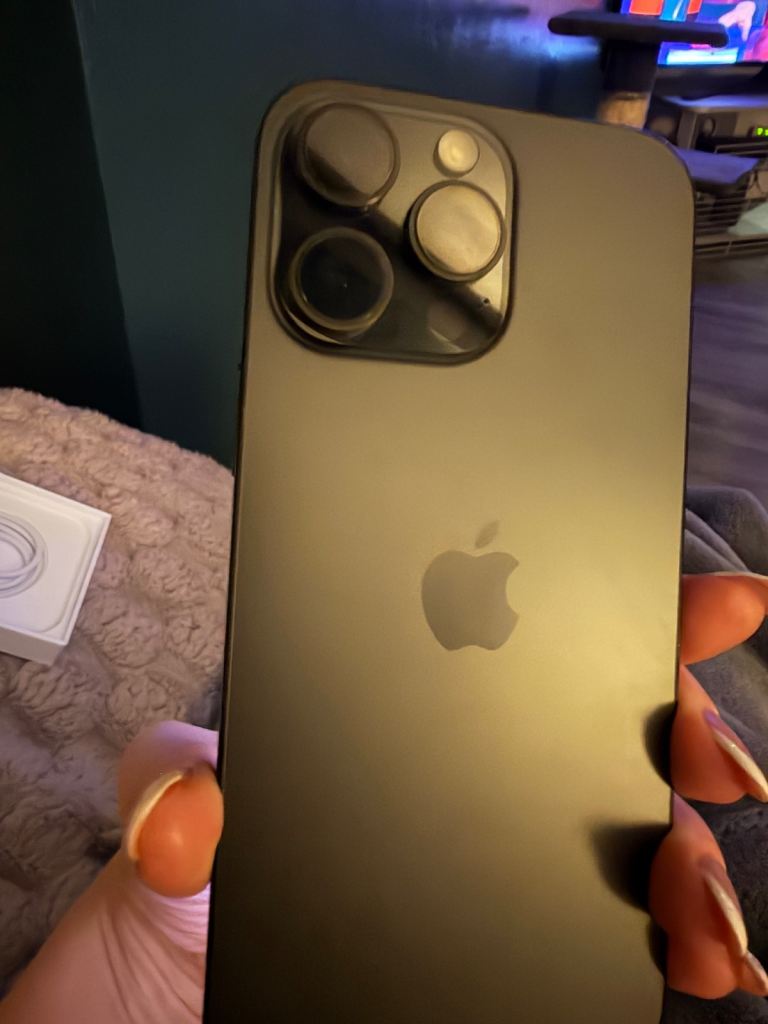 image for iPhone 16 pro max