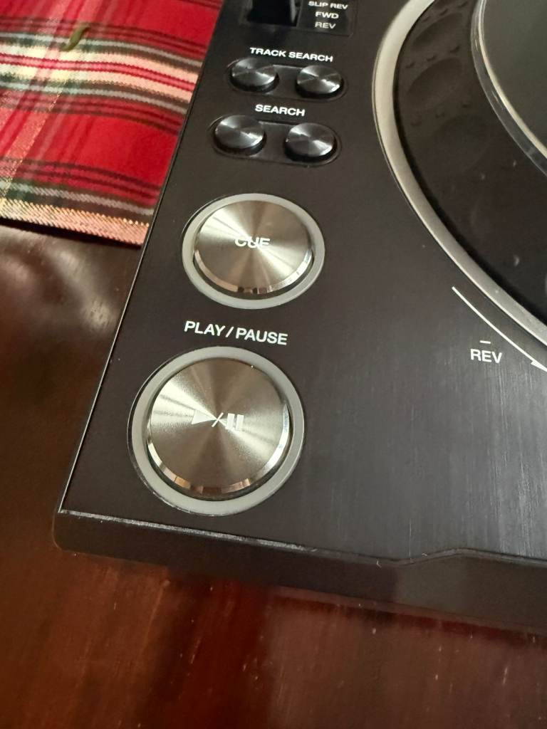 Pioneer CDJ-3000 – pair – mint condition, barely used – £3,600 (London pick-up only)