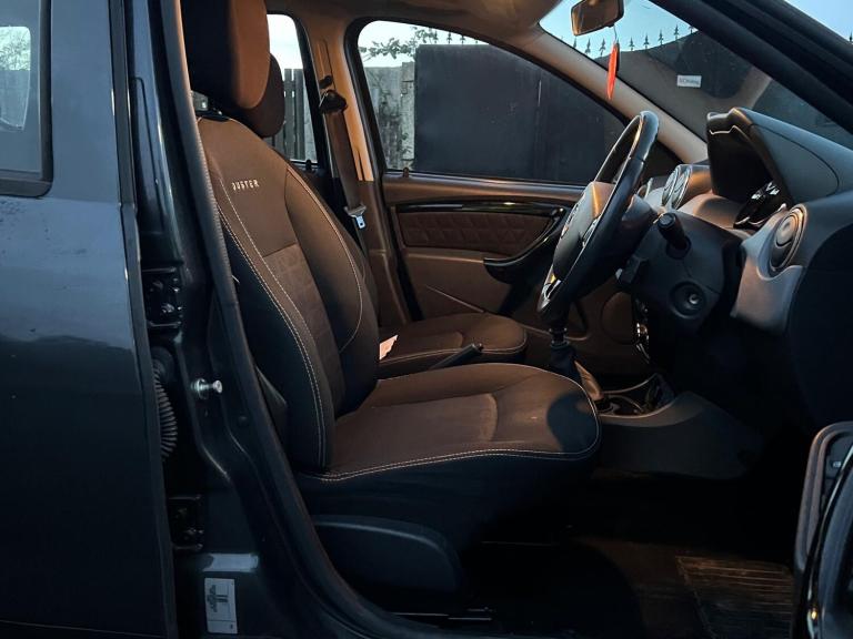 2015 Dacia Duster 1.5 dCi 110 Laureate 5dr HATCHBACK Diesel Manual