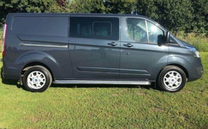 Ford Transit Custom 290 Limited Double Cab-in-Van L2 H1