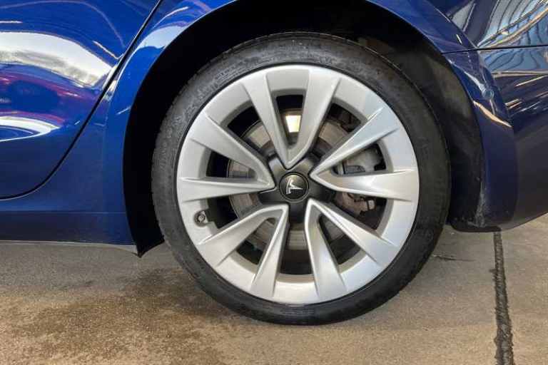 2021 Tesla Model 3 Long Range AWD 4dr Auto SALOON ELECTRIC Automatic