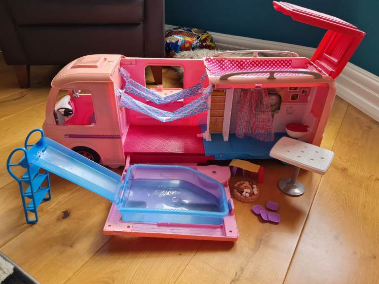Barbie caravan with box