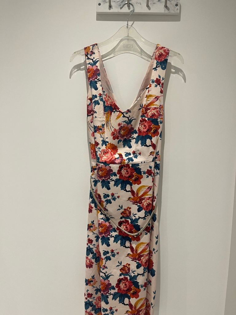 image for Oasis floral dress with belt size 14