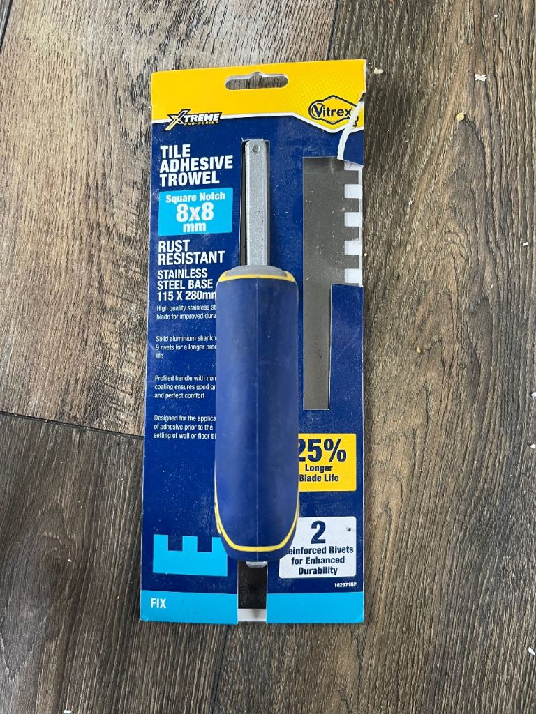 Vitrex Tile Adhesive Trowel 8x8mm Square Notch – New