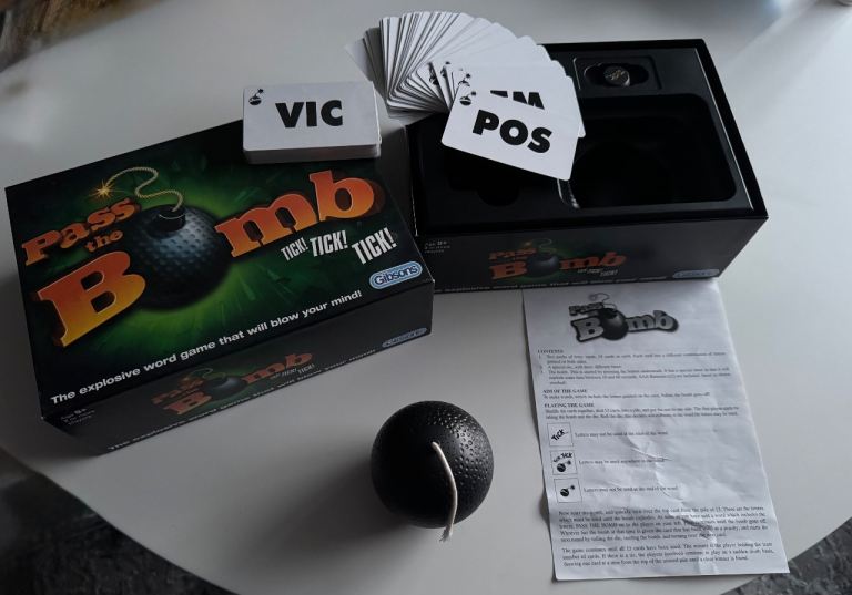 Pass the Bomb board game