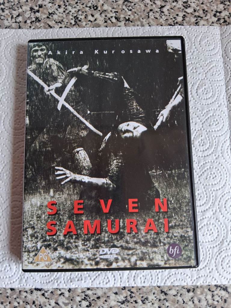 SEVEN SAMURAI ( AKIRA KUROSAWA )