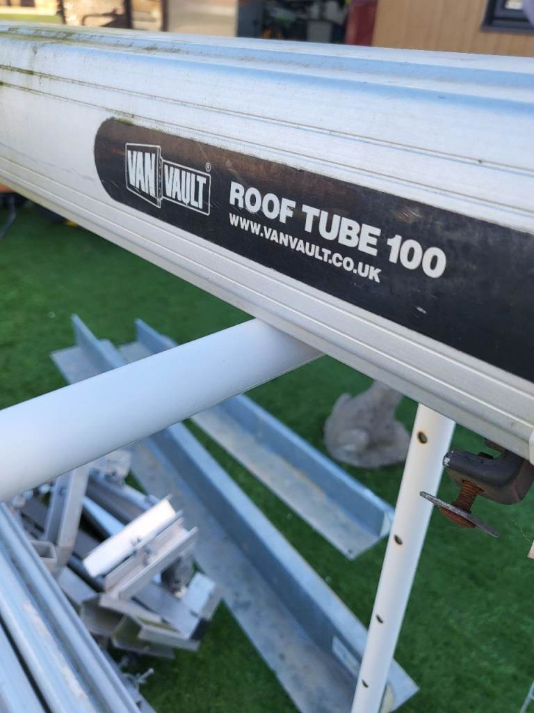 Van vault roof tube