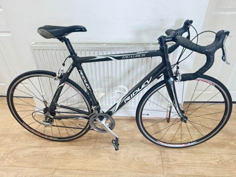 carbon Ridley excalibur road bike in good condition all fully working 
