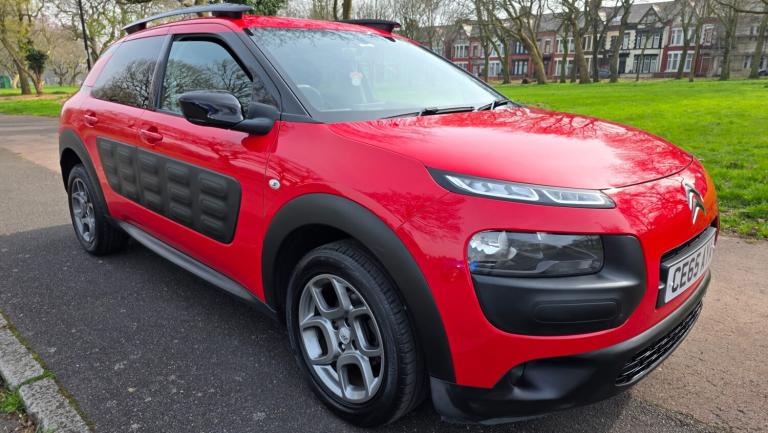 2015 Citroen C4 Cactus 1.2 PureTech [82] Feel 5dr HATCHBACK Petrol Manual