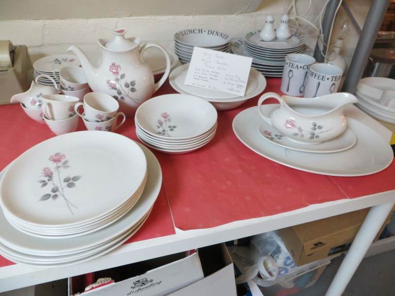  Pillar Rose Royal Dalton 37 piece Dinner + Tea set  