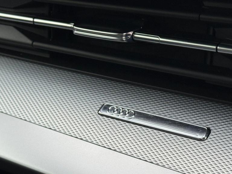  Audi A3 1.5 TFSI 35 S line Sportback 5dr Petrol Manual Euro 6 (s/s) (150 ps) Petrol Manual