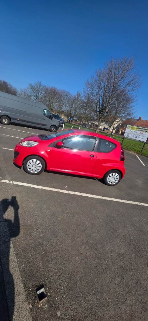 Peugeot 107 ,ideal first car