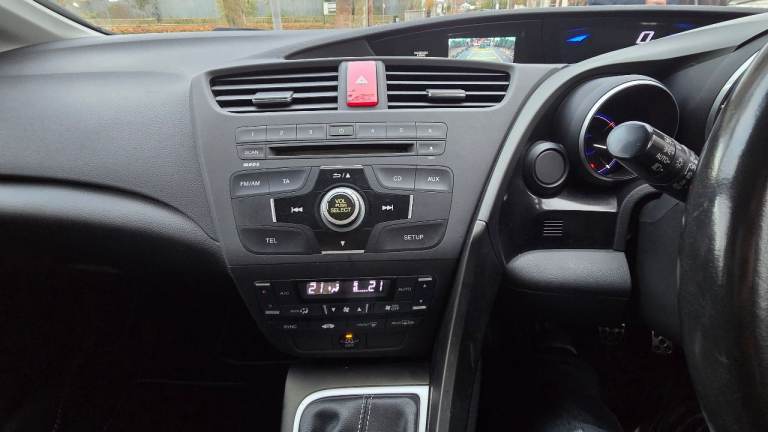 Honda, civic. 1 year MOT. Honda main dealer History . 