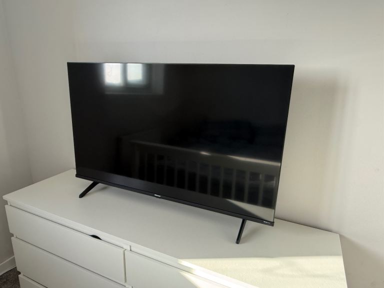 Hisense 4K TV 43 inch Perfect Condition