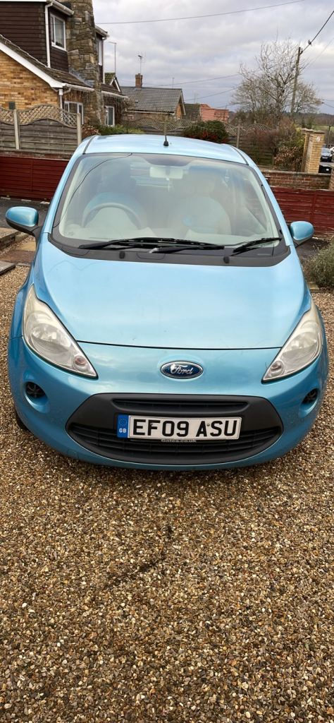 FORD KA STYLE PLUS £35 A YEAR TAX LOW MILES MOT DECEMBER 2026 £1795