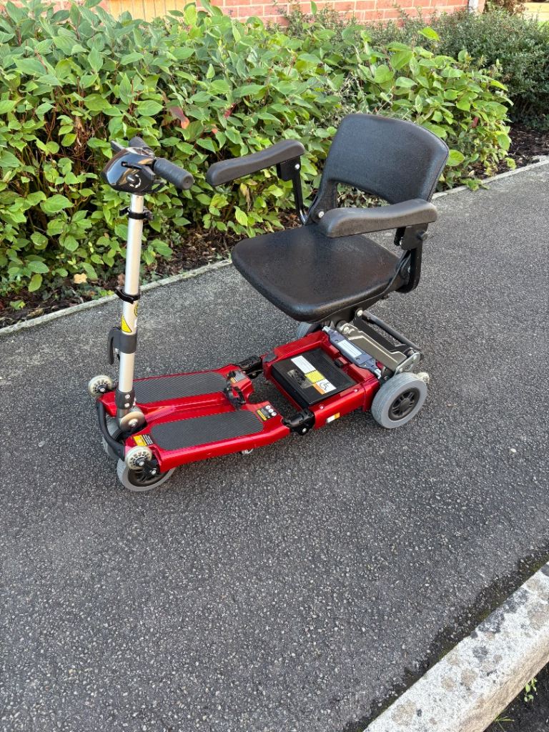RRP £2800 Luggie Elite Folding Mobility Scooter 