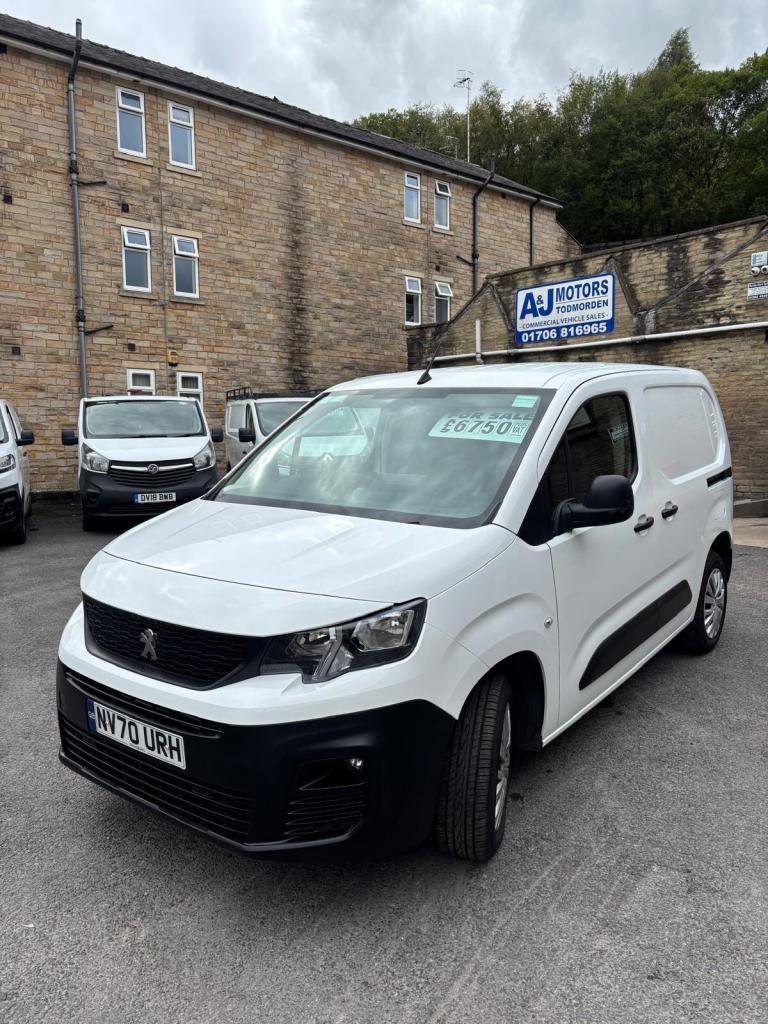 2021 Peugeot Partner 1000 1.5 BlueHDi 100 L1 Professional Van, ONLY ONE COMPANY OWNER! PANEL VAN ...