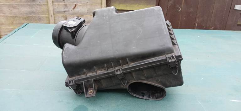 JAGUAR XK8 XKR X100 AIR FILTER BOX/MAF SENSOR 1996-2002