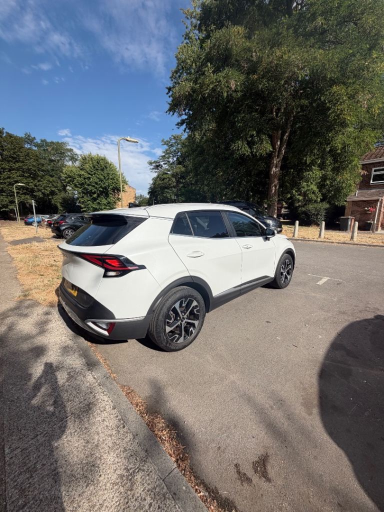 Kia, SPORTAGE, Estate, 2023, Manual, 1598 (cc), 5 doors