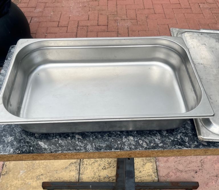 Stainless Steel Food Serving & Preparation Tray with Lid