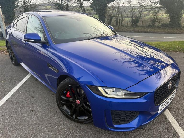 JAGUAR XE 2.0 D180 R-Dynamic SE 2020