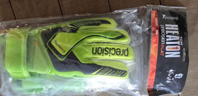 Tom Heaton Precision Heatwave II Goalkeeper Gloves