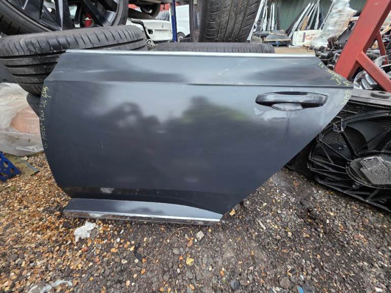 VOLKSWAGEN VW ARTEON 3H7 BACK REAR Gray Left Passenger Door Panel Breaking Part 