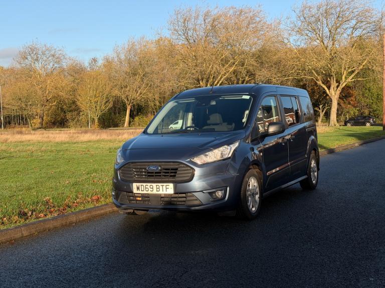 2019 Ford Grand Tourneo Connect 1.5 EcoBlue Zetec 5dr MPV Diesel Manual