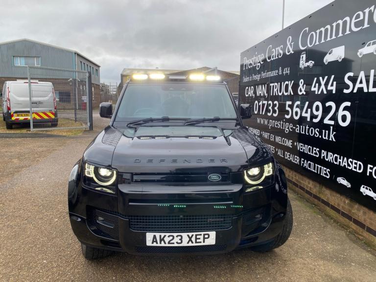 2023 Land Rover Defender 3.0 D250 X-Dynamic SE 110 5dr 24K FLRSH+WARRANTY STEPS LIGHT BAR SPOILER...