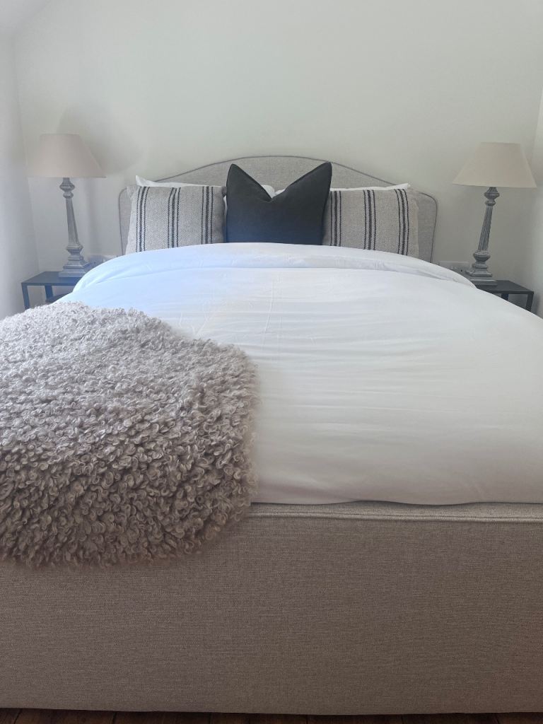 2 x ikea black bedside tables 