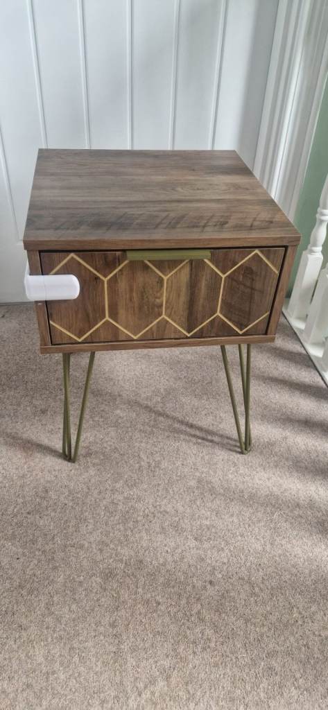 2 x Orleans Lamp Table with Hairpin Legs - Wooden side table Good condition