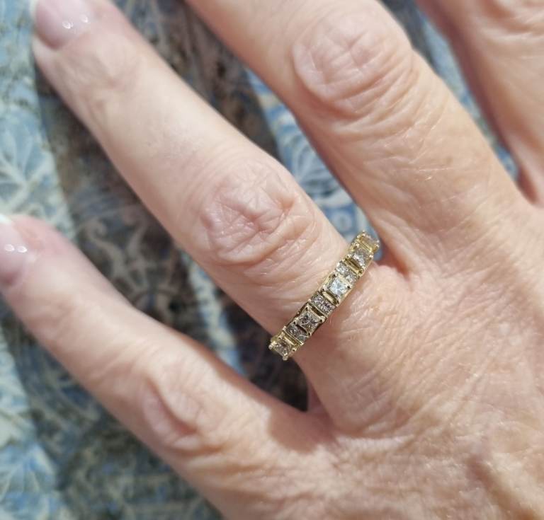 Gold 9ct Diamond half hoop ring. 0.50ct 