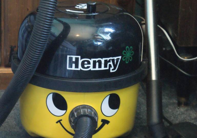REFERBISHED Henry hoover 