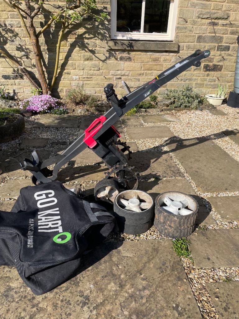 Go-kart electric golf trolley with accessories