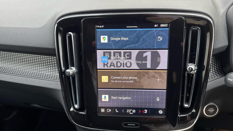 2025 Volvo XC40 2.0 B4P Plus Dark 5dr Auto Petrol Estate Estate Petrol Automatic