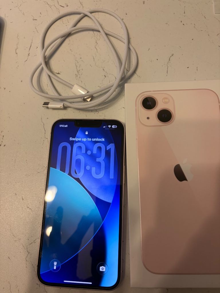 iPhone 13 128GB