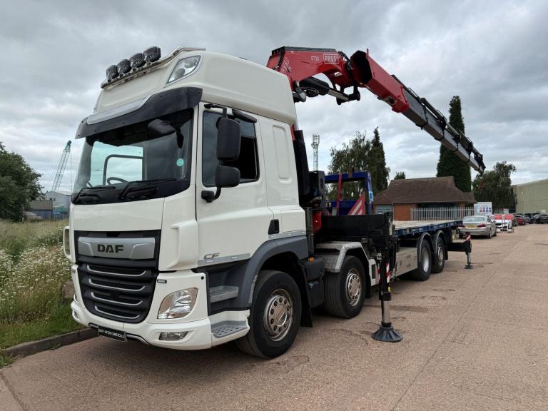 DAF CF 450 2022 EURO 6, HIGH ROOF SLEEPER, 8X2 REAR LIFT AXLE CRANE