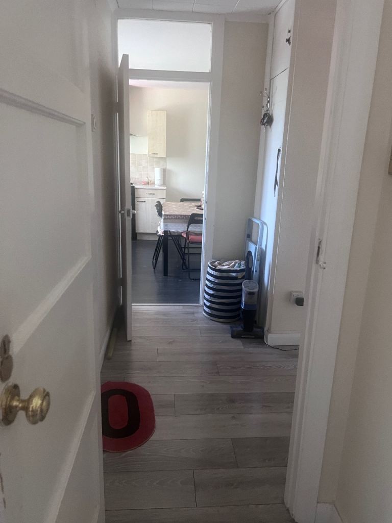 2 Bedroom Massionate House in Hounslow