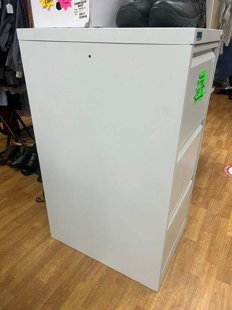 Half size 3 drawer filer cabinet with key