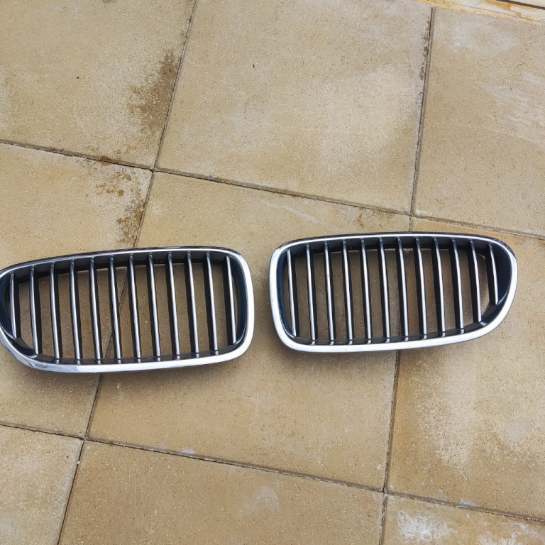 image for BMW 5 F10 kidney grills