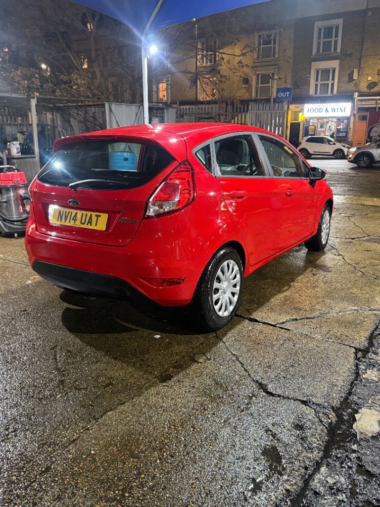 Ford, FIESTA, Hatchback, 2014, Manual, 1241 (cc), 5 doors