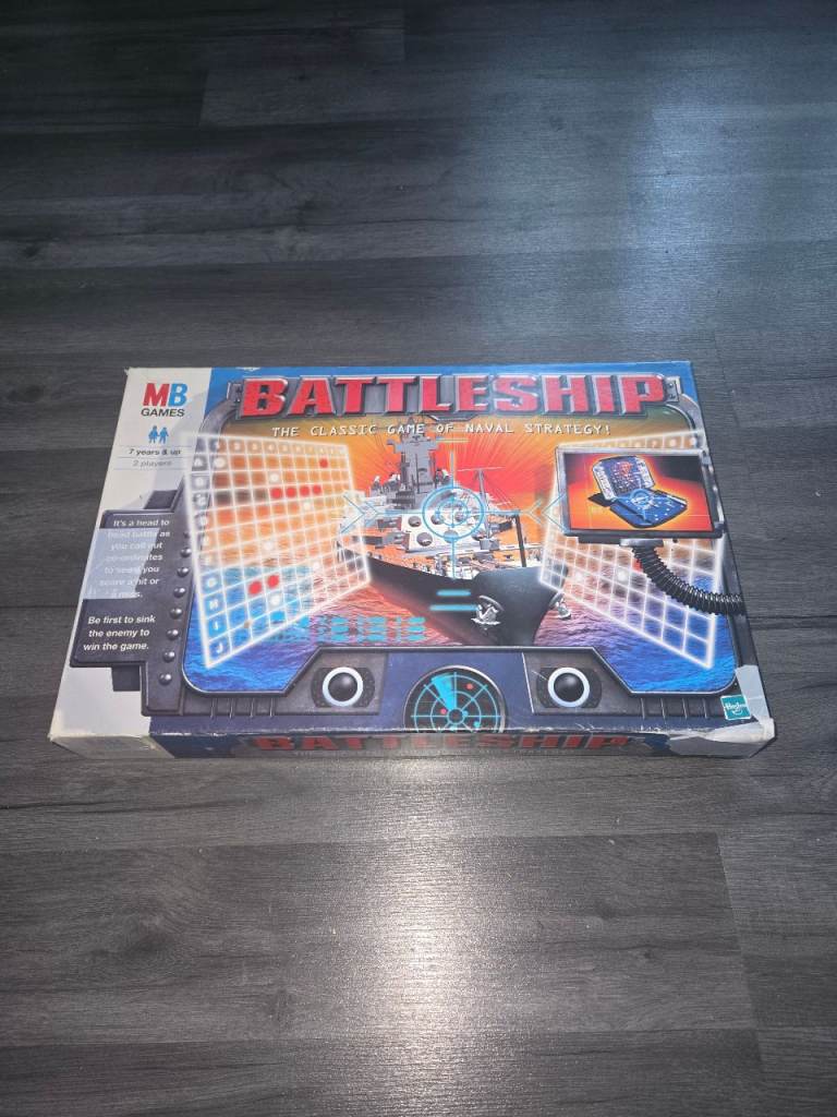 VINTAGE BATTLESHIP BOARD GAME 1991