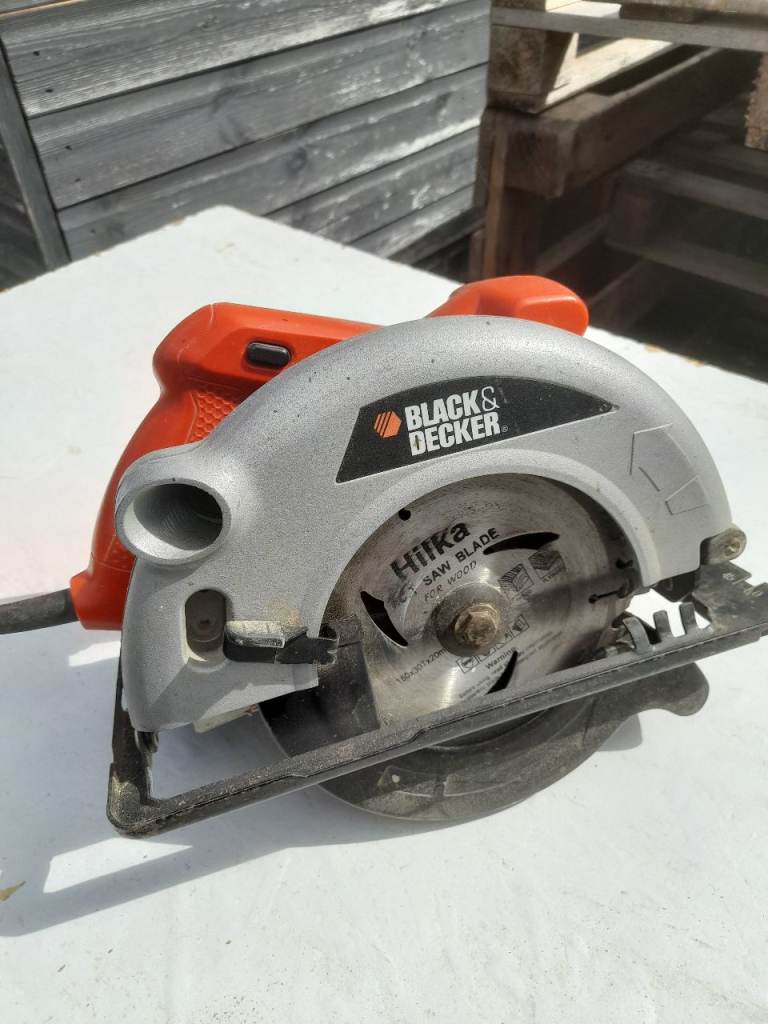 Black & Decker CD601 Circular Saw – Good Condition
