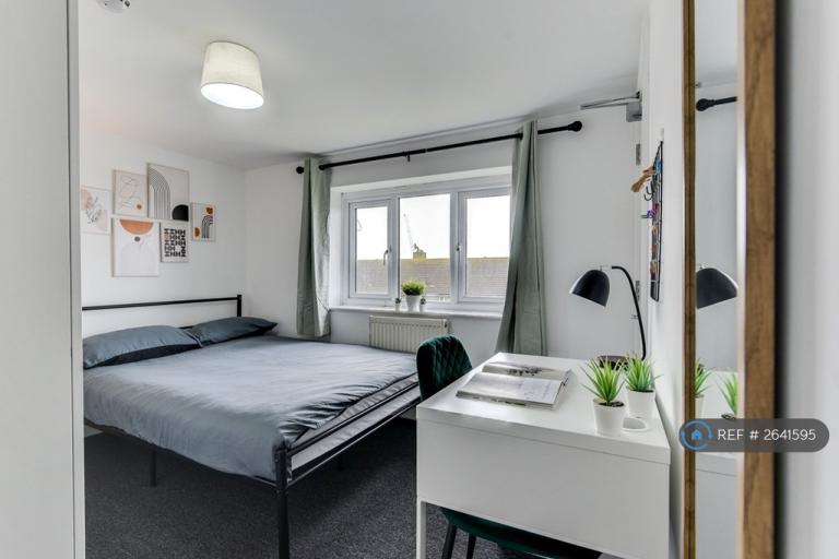 1 bedroom in The Crestway, Brighton, BN1 (#2641595)