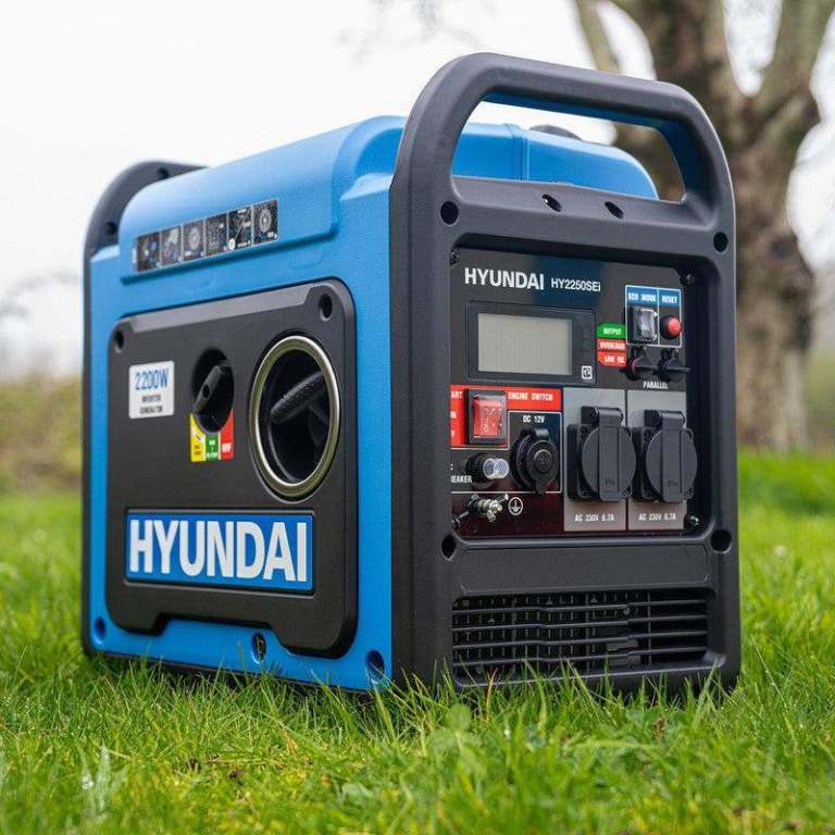 Hyundai HY2250SEI Petrol Inverter Generator Portable Pure Sine Wave 2.2kW 2 year warranty still left