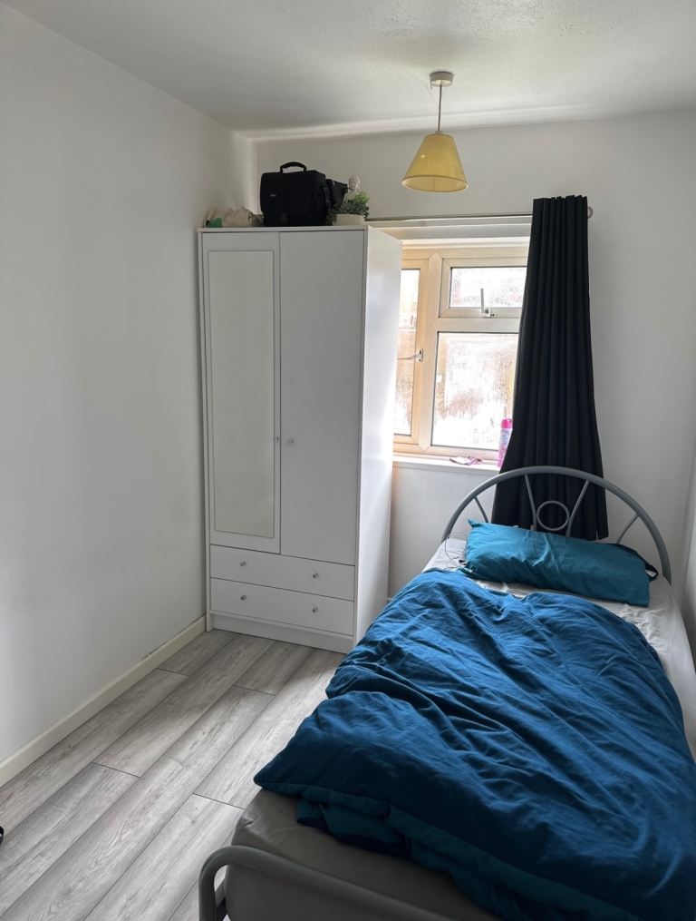 🏠 Single Room for Rent – Hatfield (AL10 8DS)