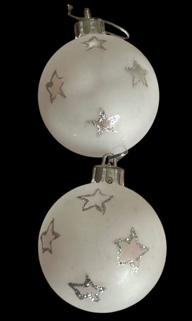x2 Frosted Baubles With See Through Star Pattern Christmas Tree Decor 6cm Diameter 