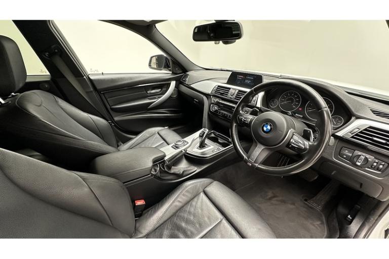 2018 BMW 3 Series 2.0 320i M Sport Shadow Edition Touring 5dr Petrol Auto Euro 6 (s/s) (184 p Est...