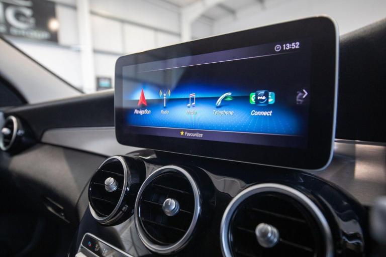  Mercedes-Benz C Class 2.0 C220d Sport Saloon 4dr Diesel G-Tronic+ Euro 6 (s/s) (194 ps) **Heated...