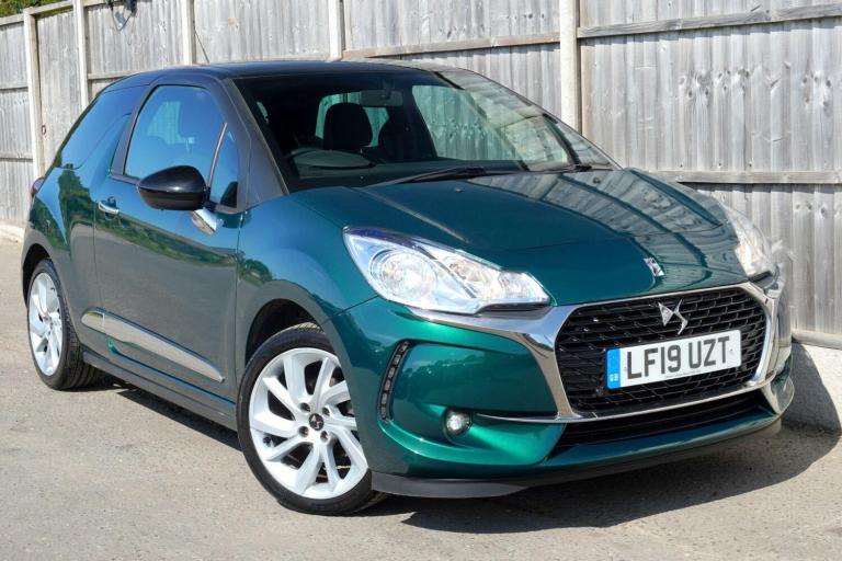 2019 DS Automobiles DS 3 1.2 PureTech Connected Chic EAT6 Euro 6 (s/s) 3dr HATCHBACK Petrol Autom...